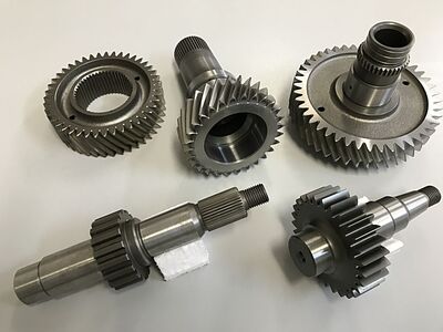 We process various high-precision gears