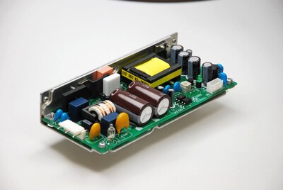 Development of custom power supply, power supply unit for railway cars, board mounting